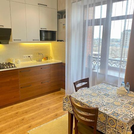 Spacious Apartment In New Building, Near The City Center And Airport Tasjkent Eksteriør bilde