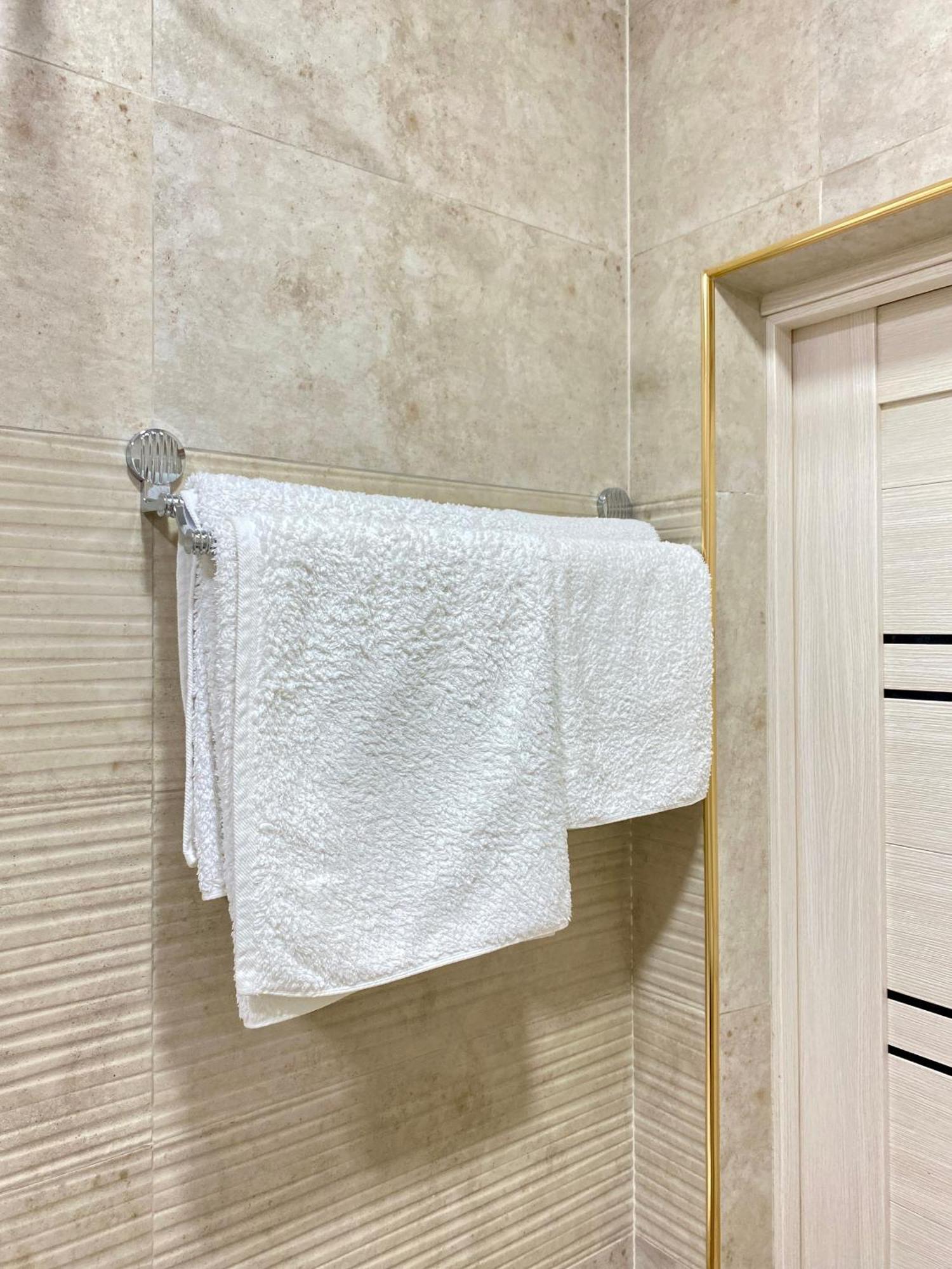 Spacious Apartment In New Building, Near The City Center And Airport Tasjkent Eksteriør bilde